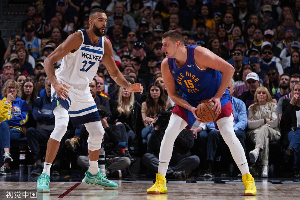 中国羽坛的 中国羽坛的