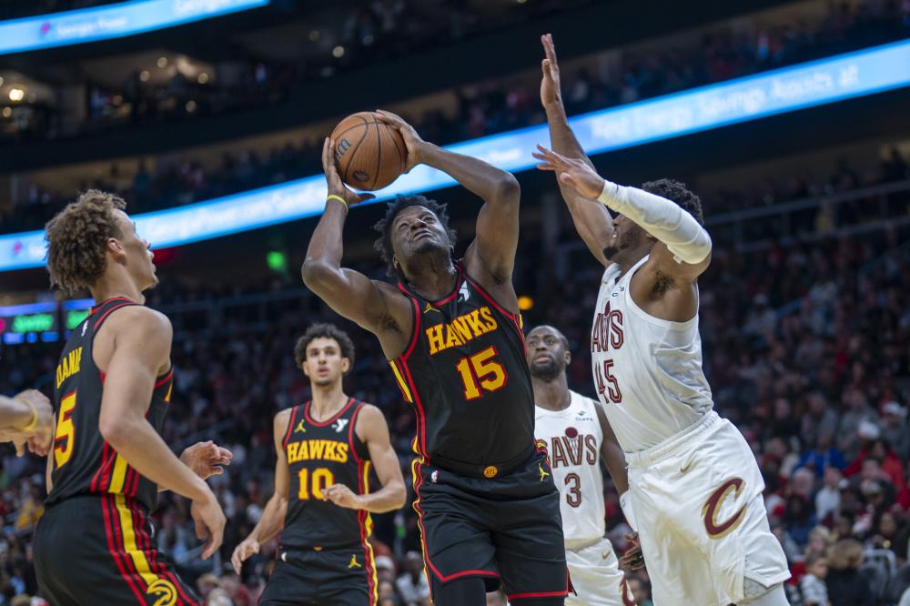 同时保持自 同时保持自